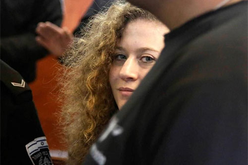 Posponen juicio a menor palestina, símbolo de resistencia a la ocupación